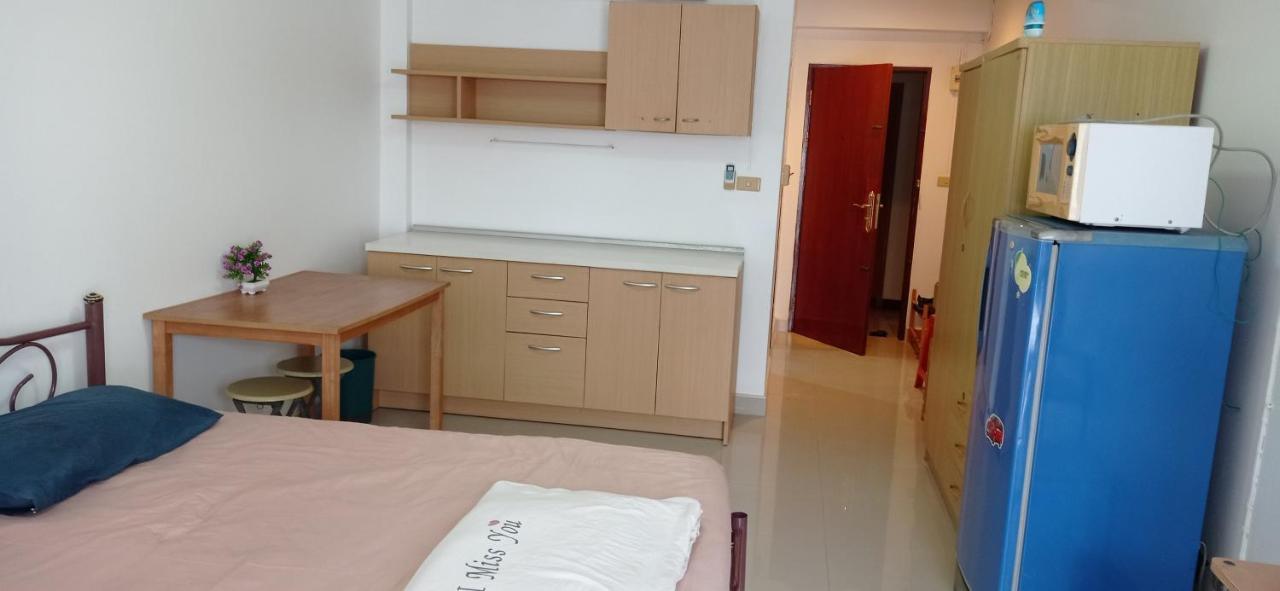 Live The Beachlife In Jomtien Beach Condo, Pattaya Exteriér fotografie